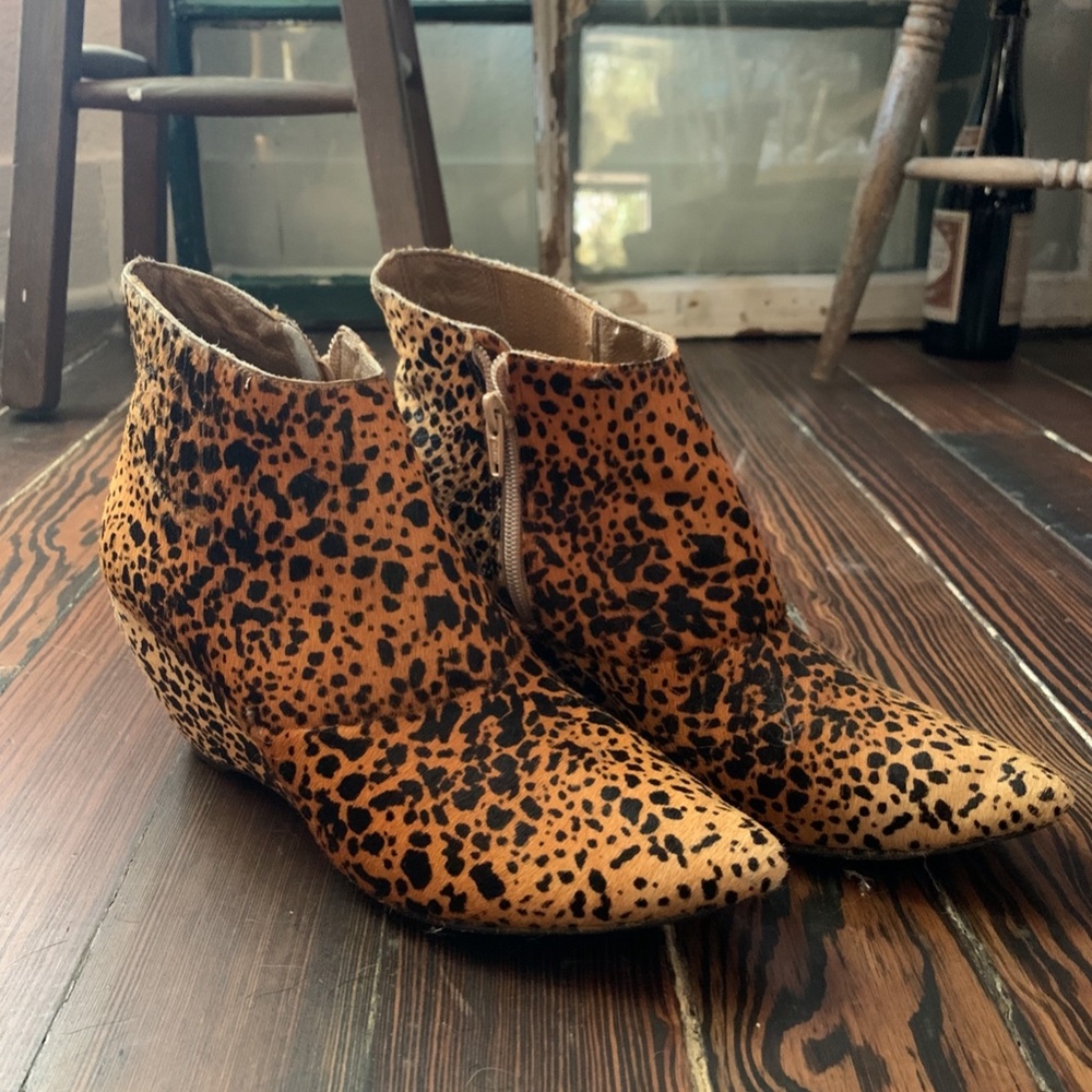 Matisse Nugent/Teddy Calf Hair Booties